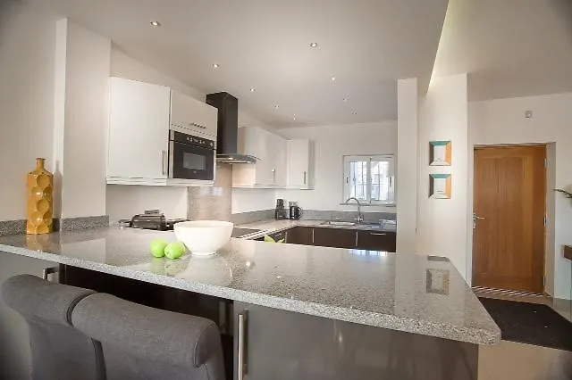 Daire Waterside Village