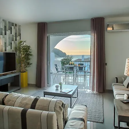 Waterside Village Apartman *