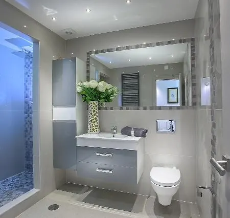 Waterside Village Апартаменты *